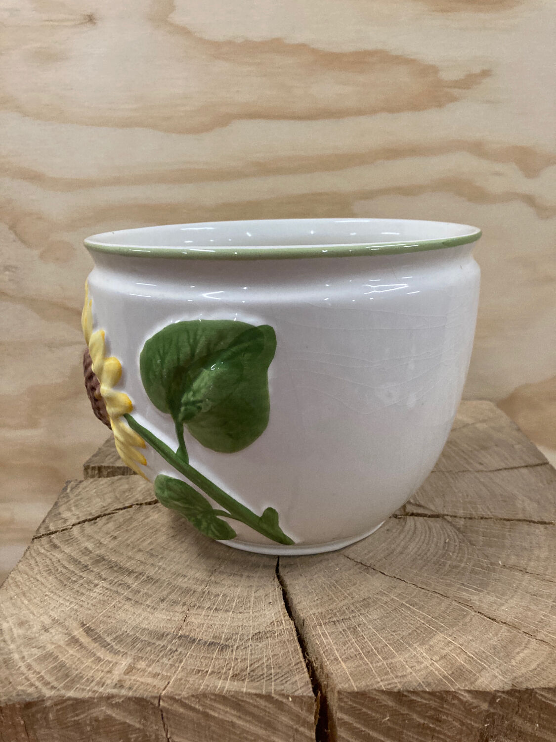 Ceramic sunflower pot cover