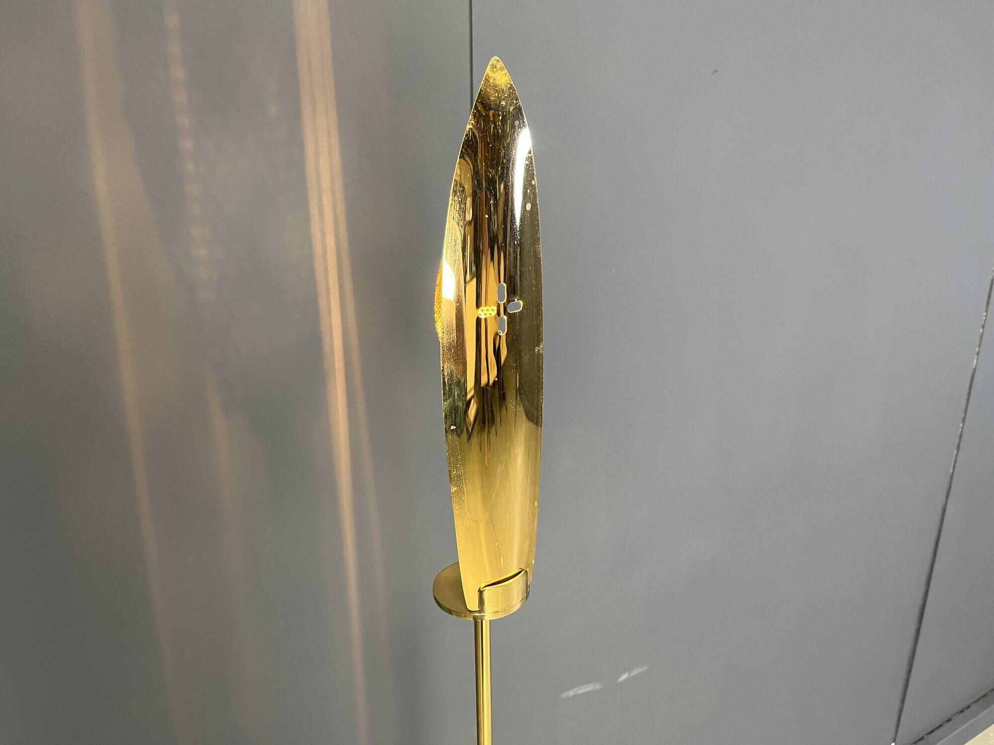 Modernist italian brass floor lamp, 1980s