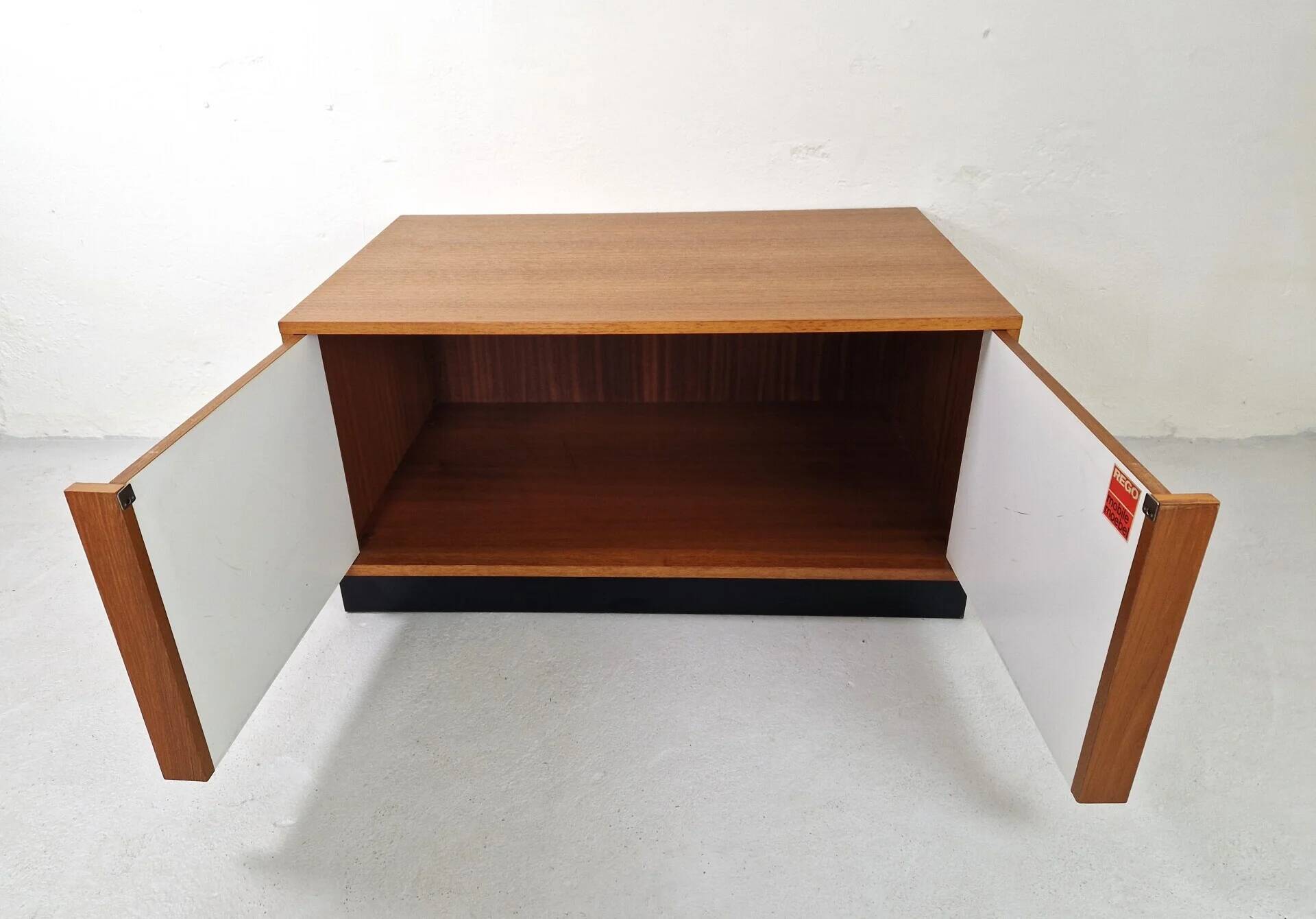 Günter Renkel for Rego mobile small sideboard