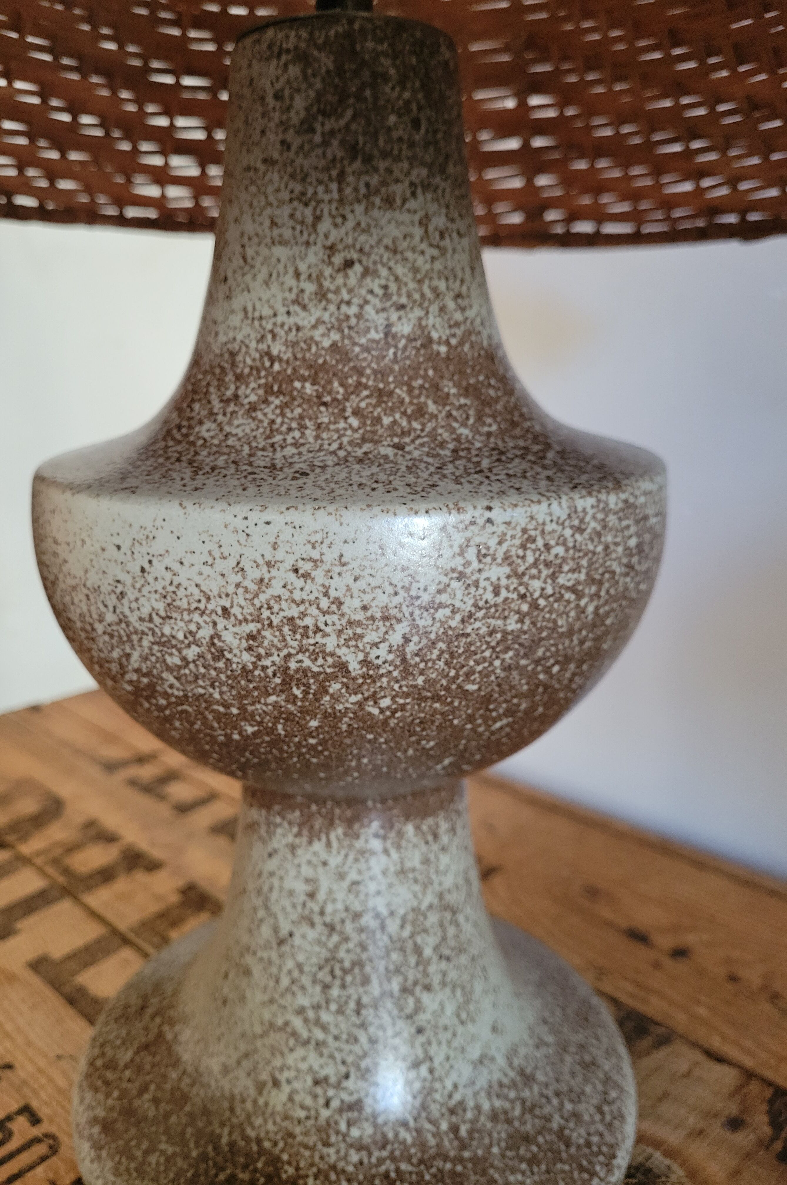 Stoneware and rattan lamp