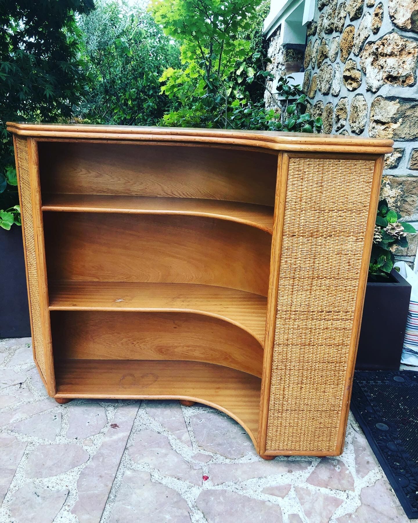 Bar en rotin avec tabouret