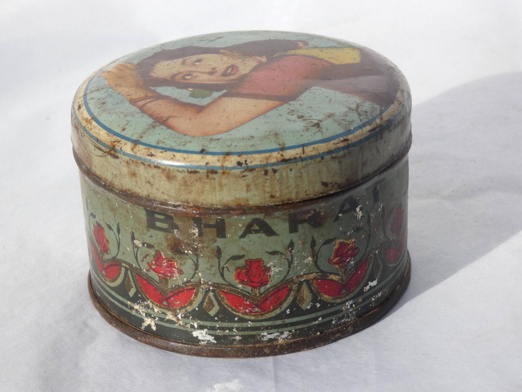 Advertising box metal round Indian Bharat Toilet Powder India