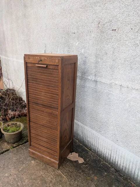 Filing cabinet, curtain furniture