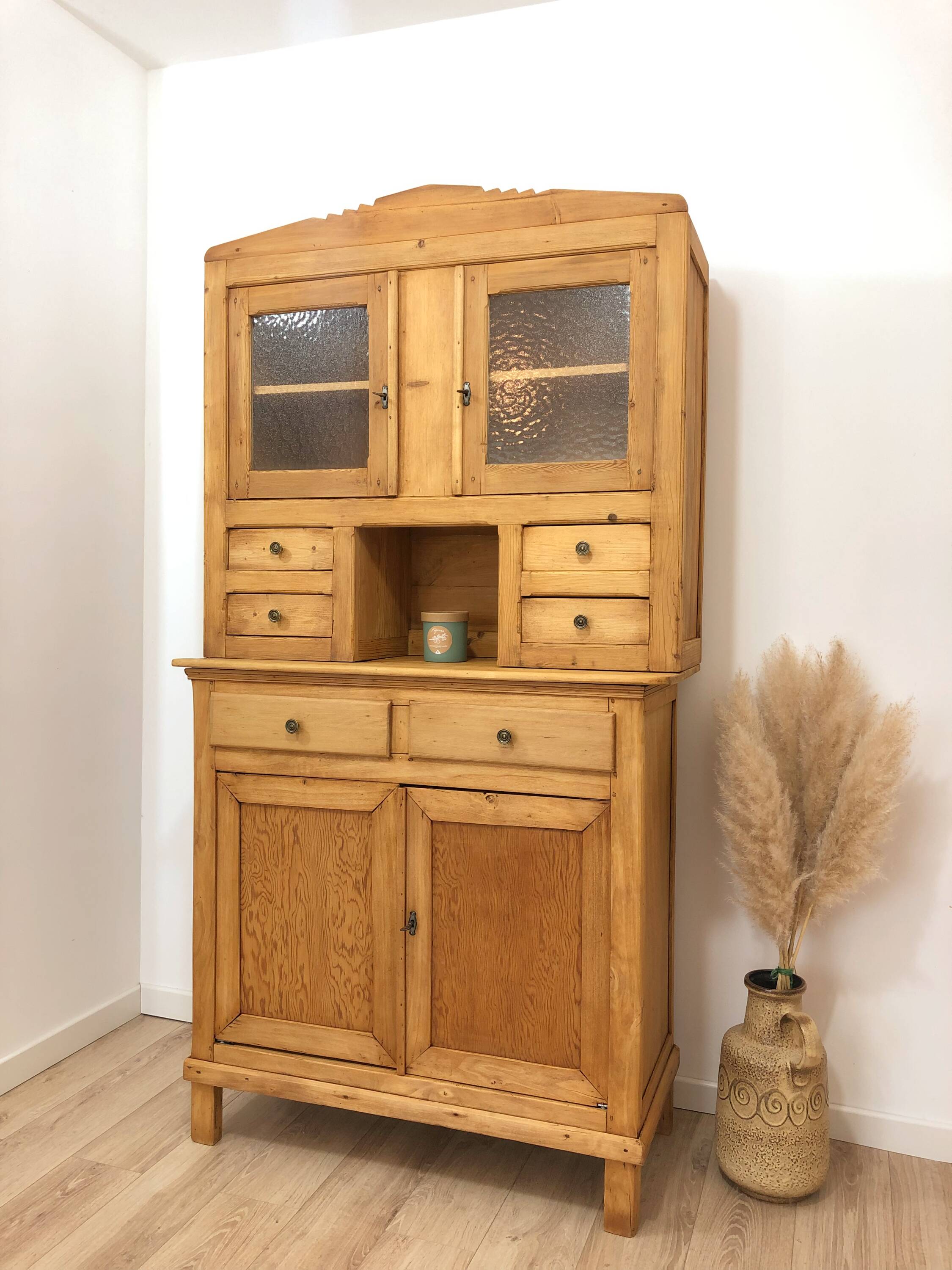 Solid pine country dresser from the 1950s