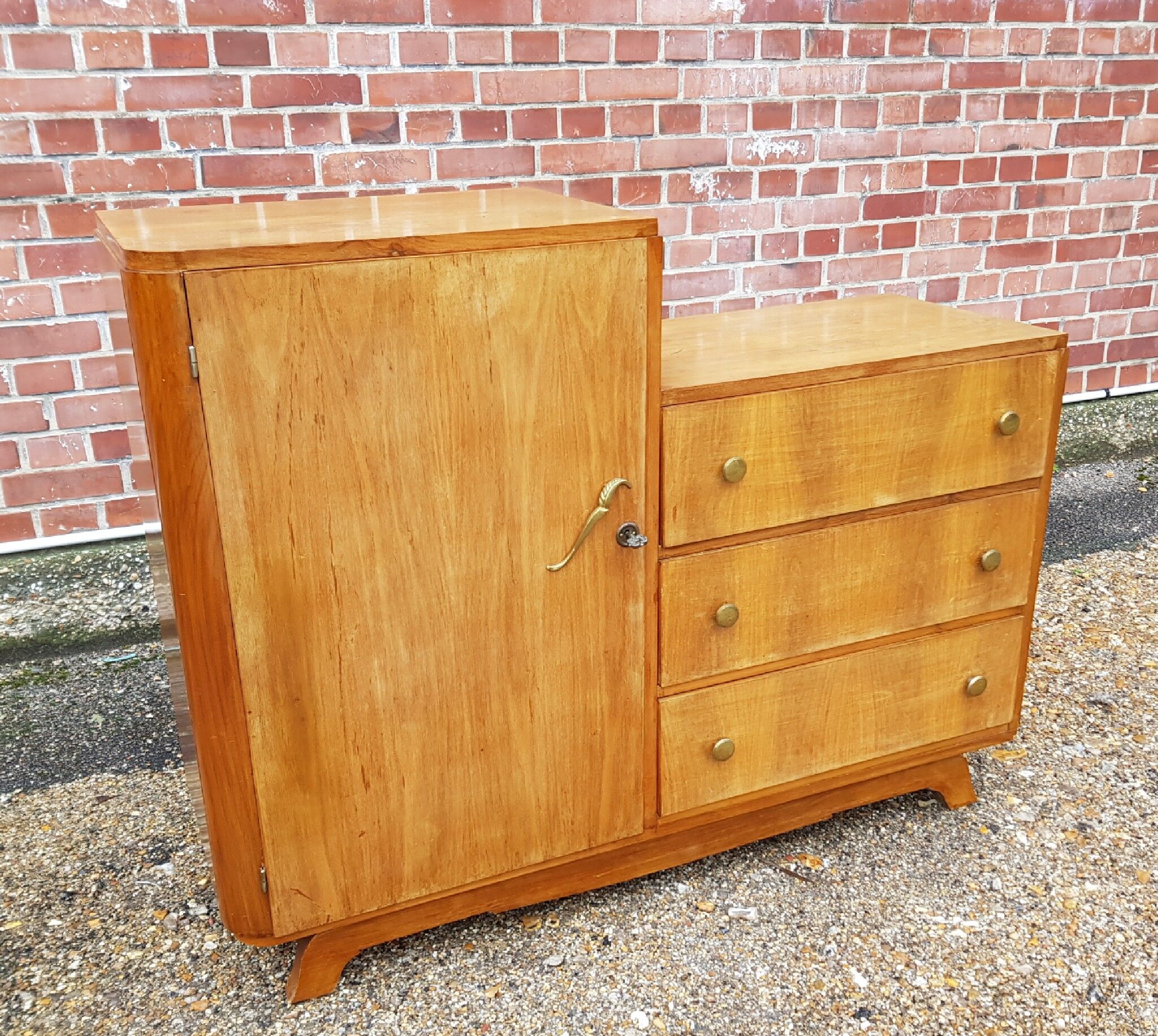 Asymmetrical chest of drawers
