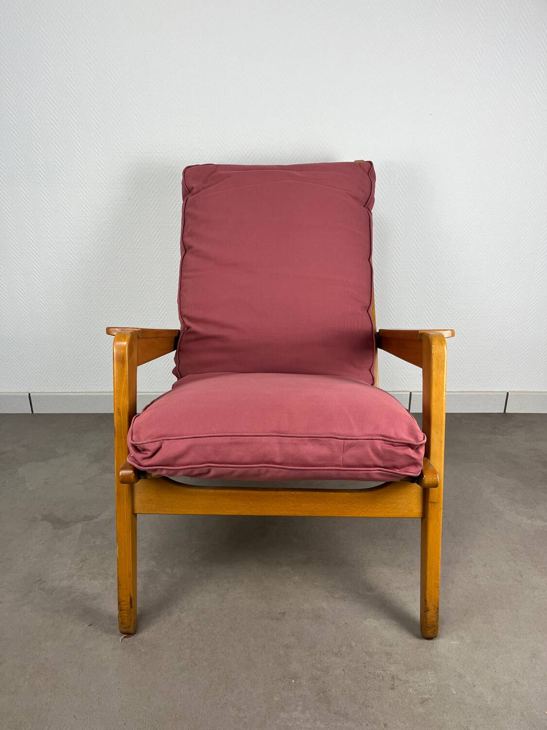 FS 105 armchair by Pierre Guariche for Free Span