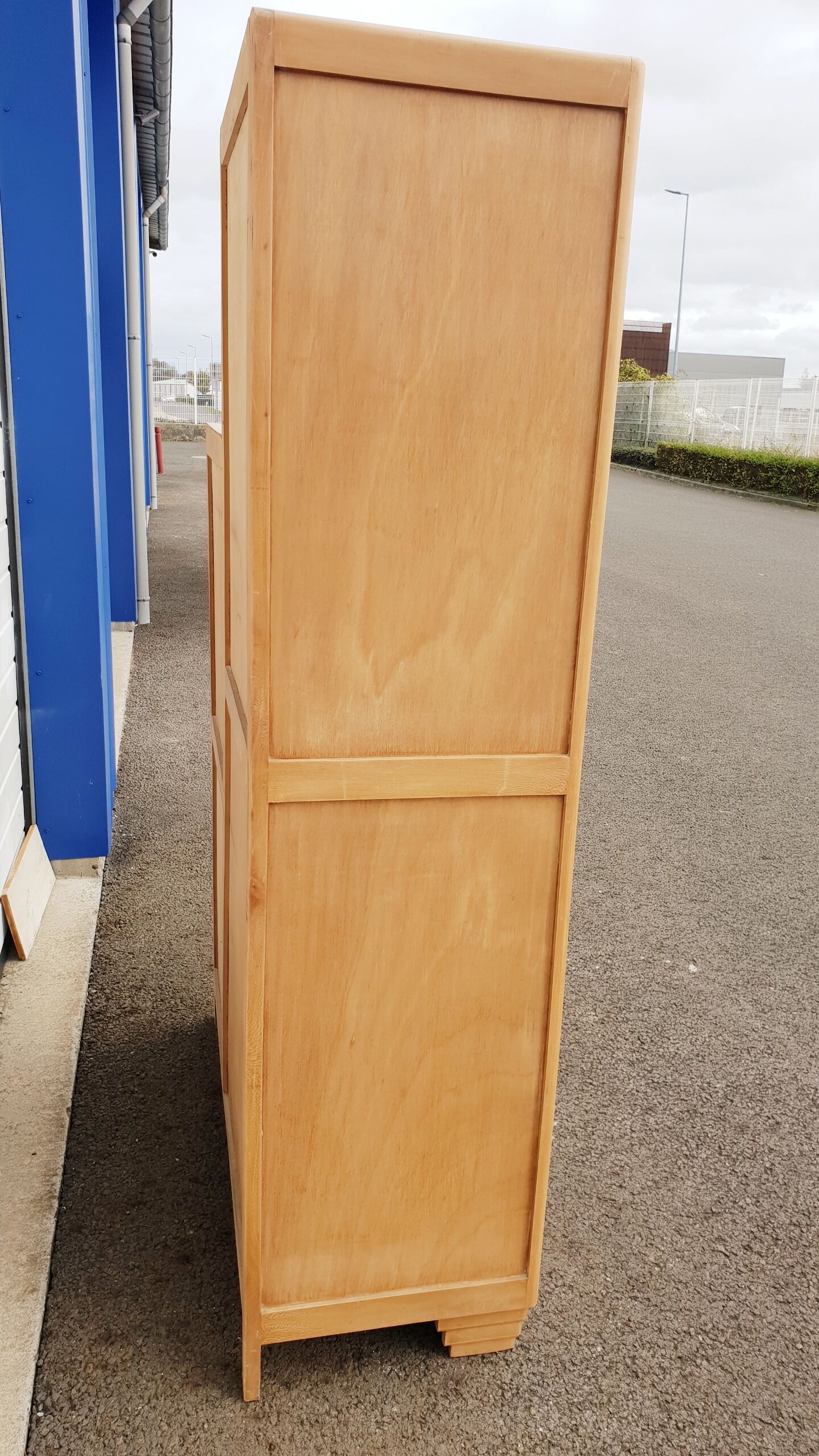 Vintage asymmetric cabinet