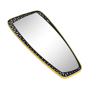 Miroir avec modèle gométrique