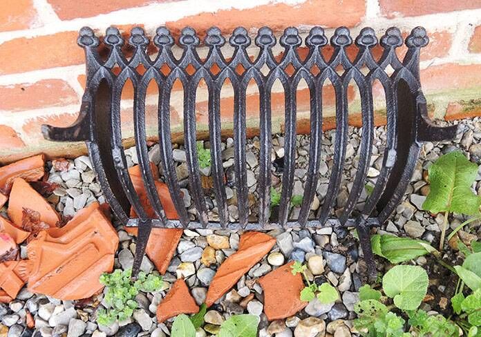 Old Cast Iron 12-Bar Fireplace Cradle