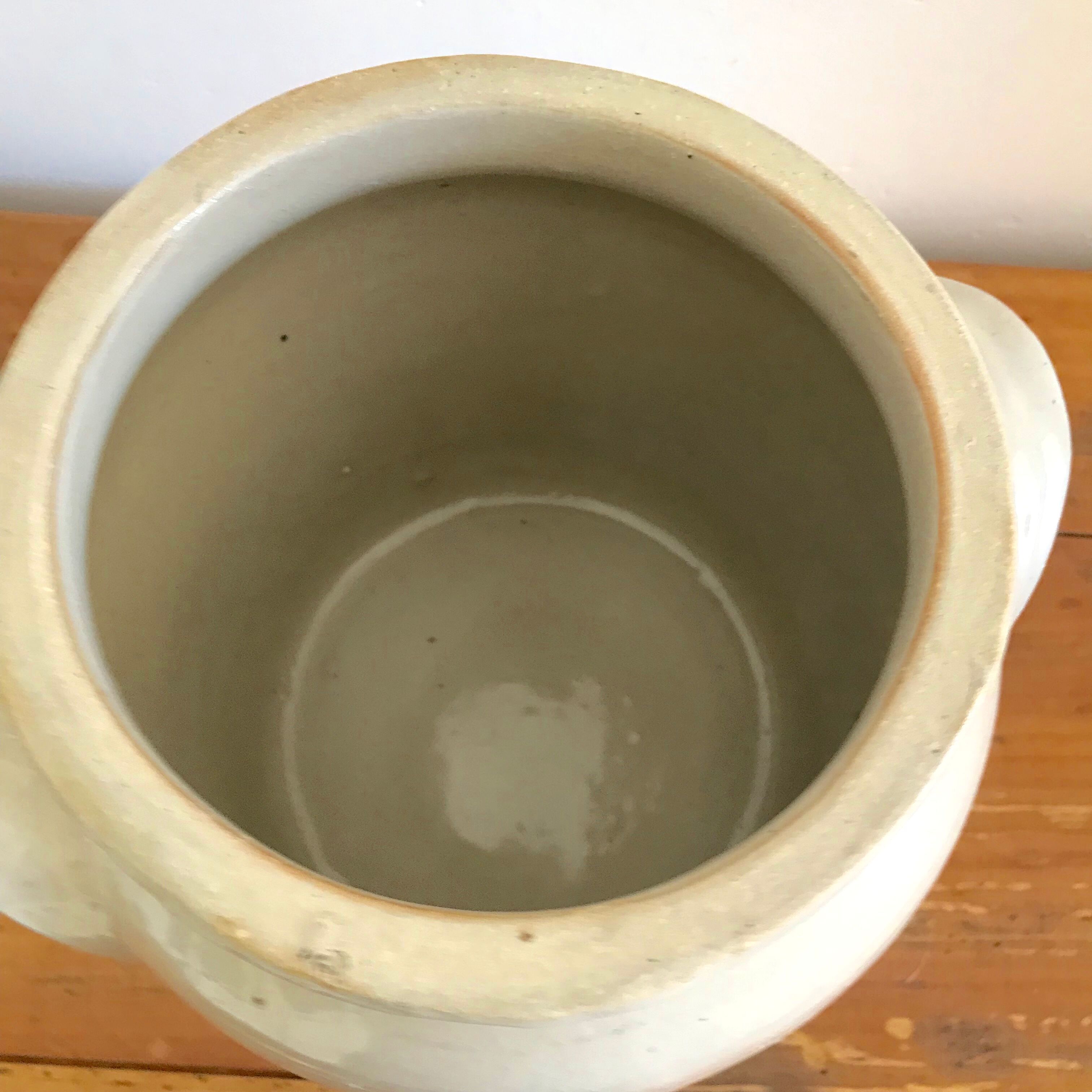 Sandstone pot with handles