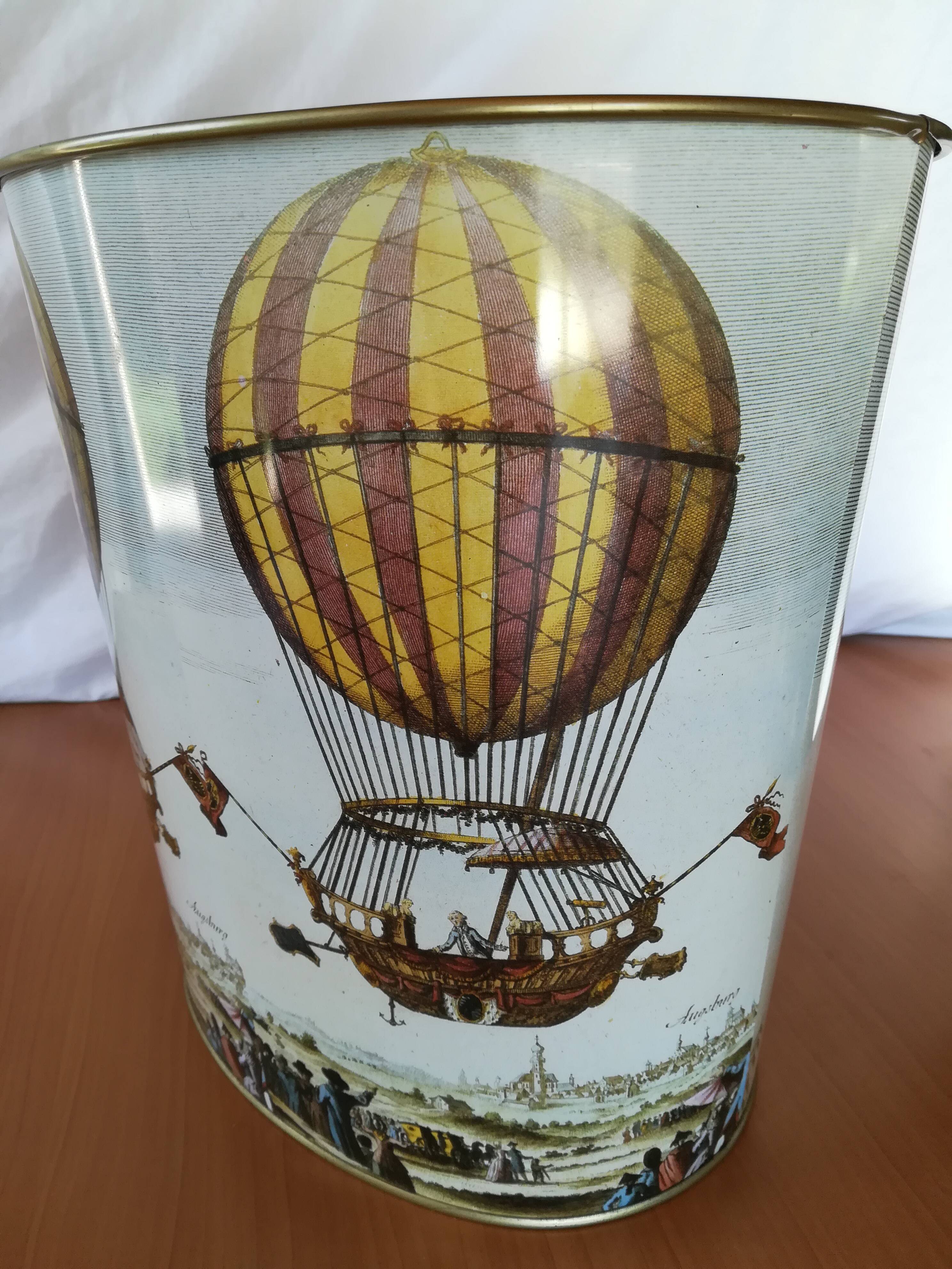 Waste paper basket Metal decor Hot air balloons