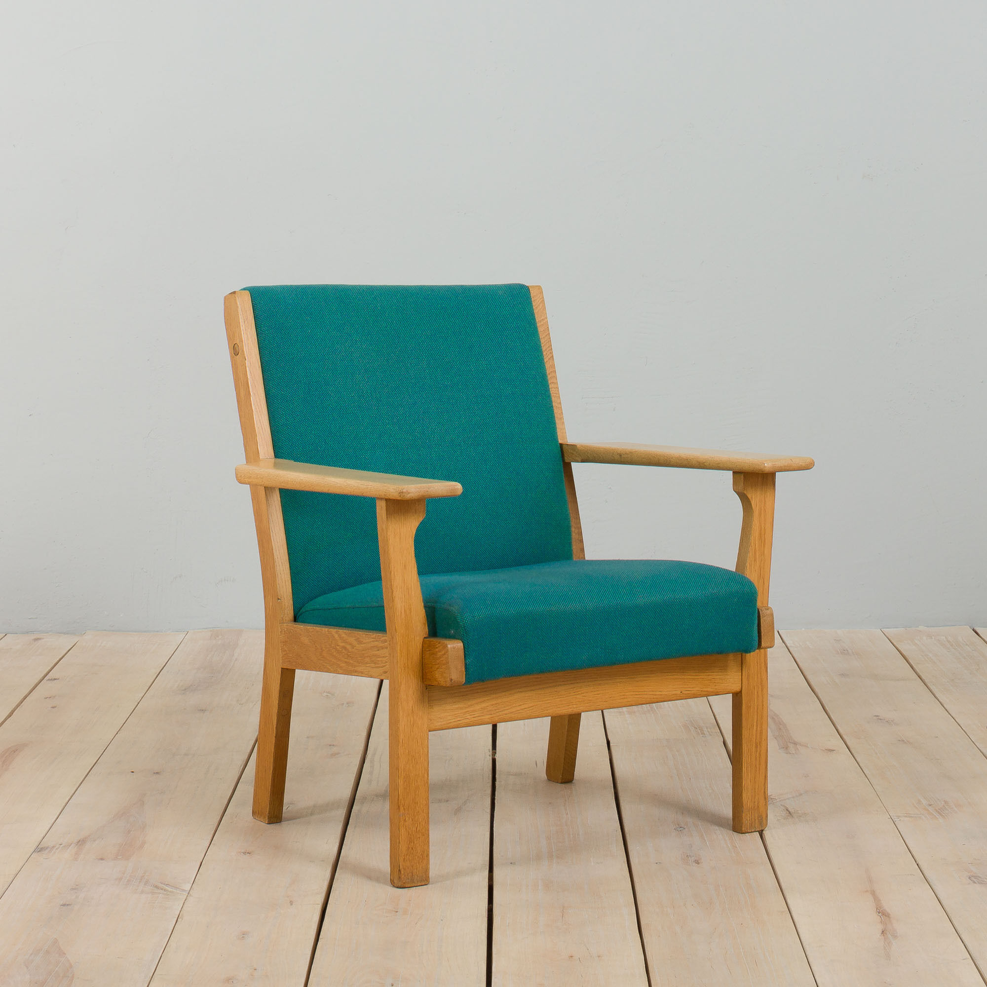 Hans Wegner oak armchair model Ge 181, Getama, Denamrk 1970s