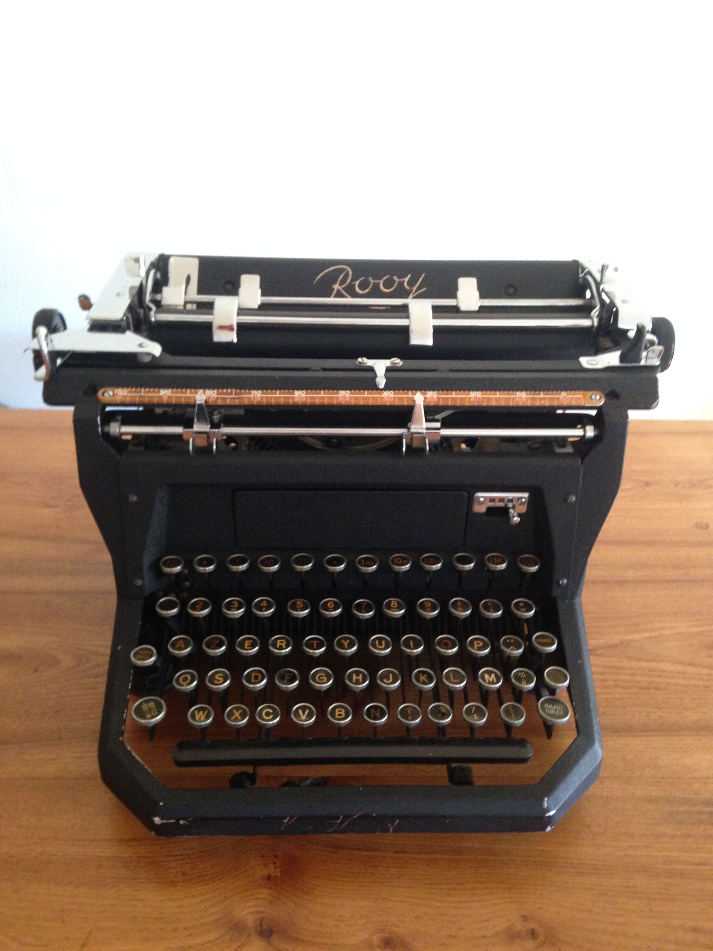 Typewriter Rooy B44 1950