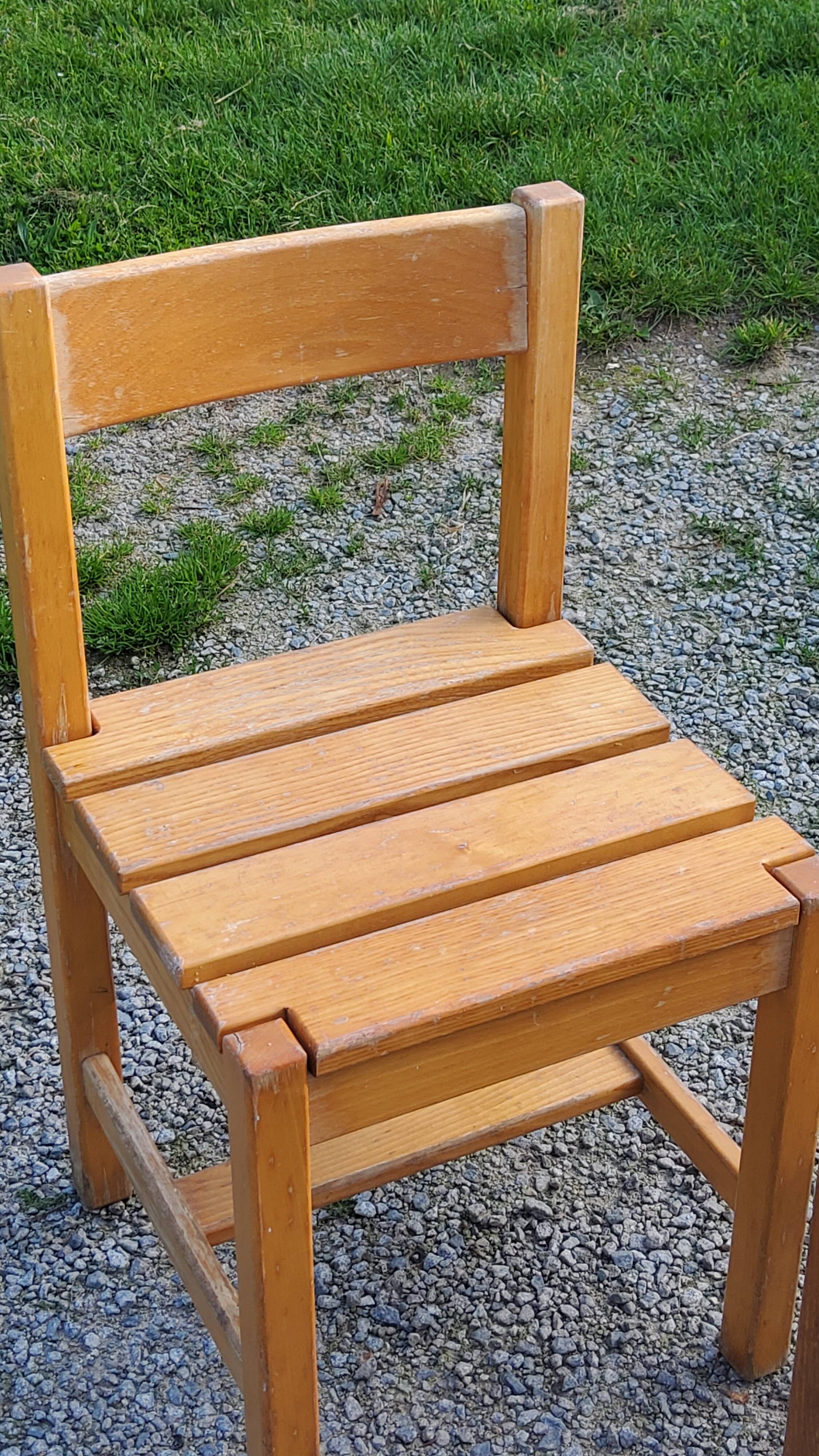 Set de 4 chaises des années 70 brutalistes en chêne