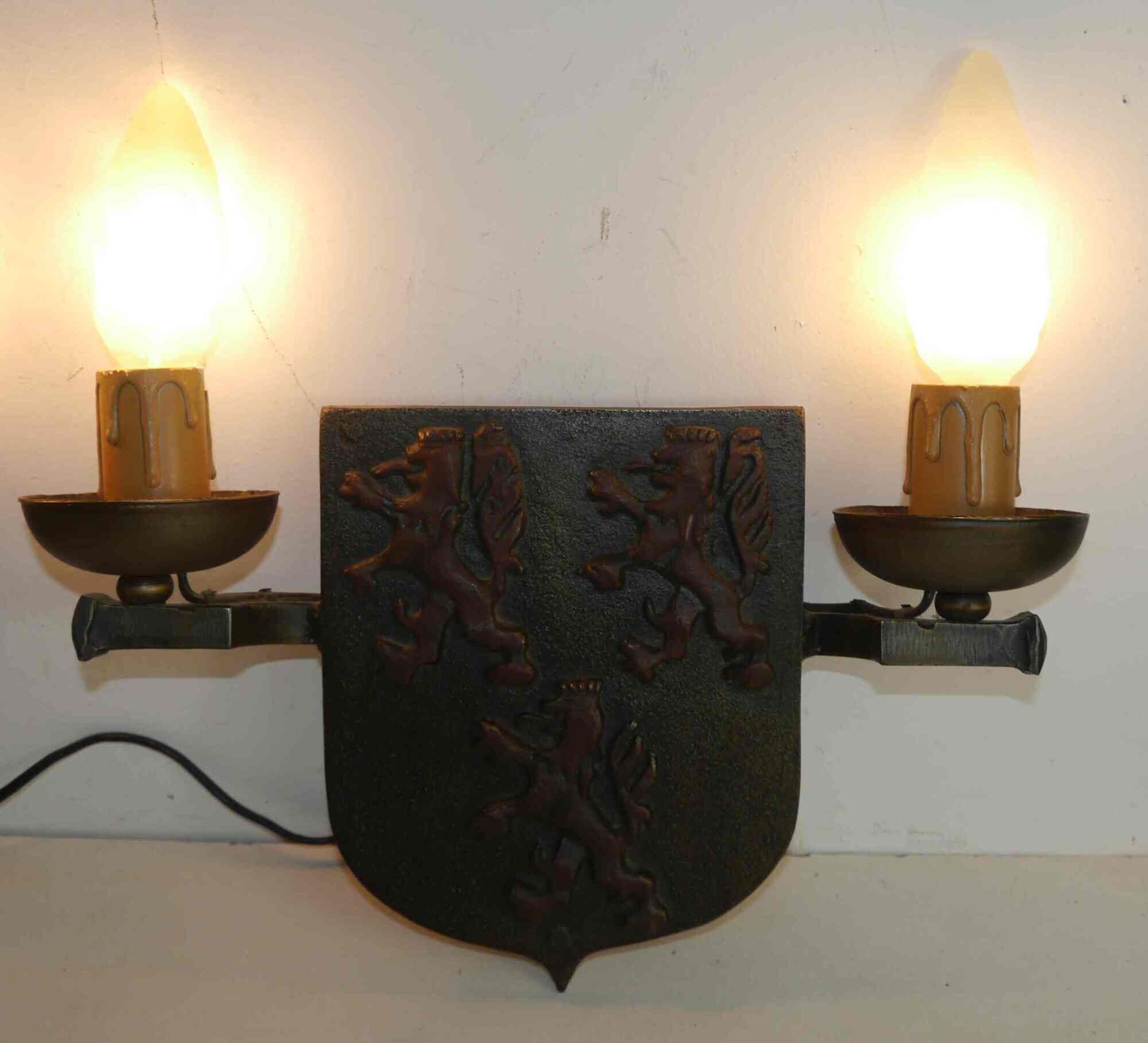Pair of heraldic coat of lamp for the 60's century