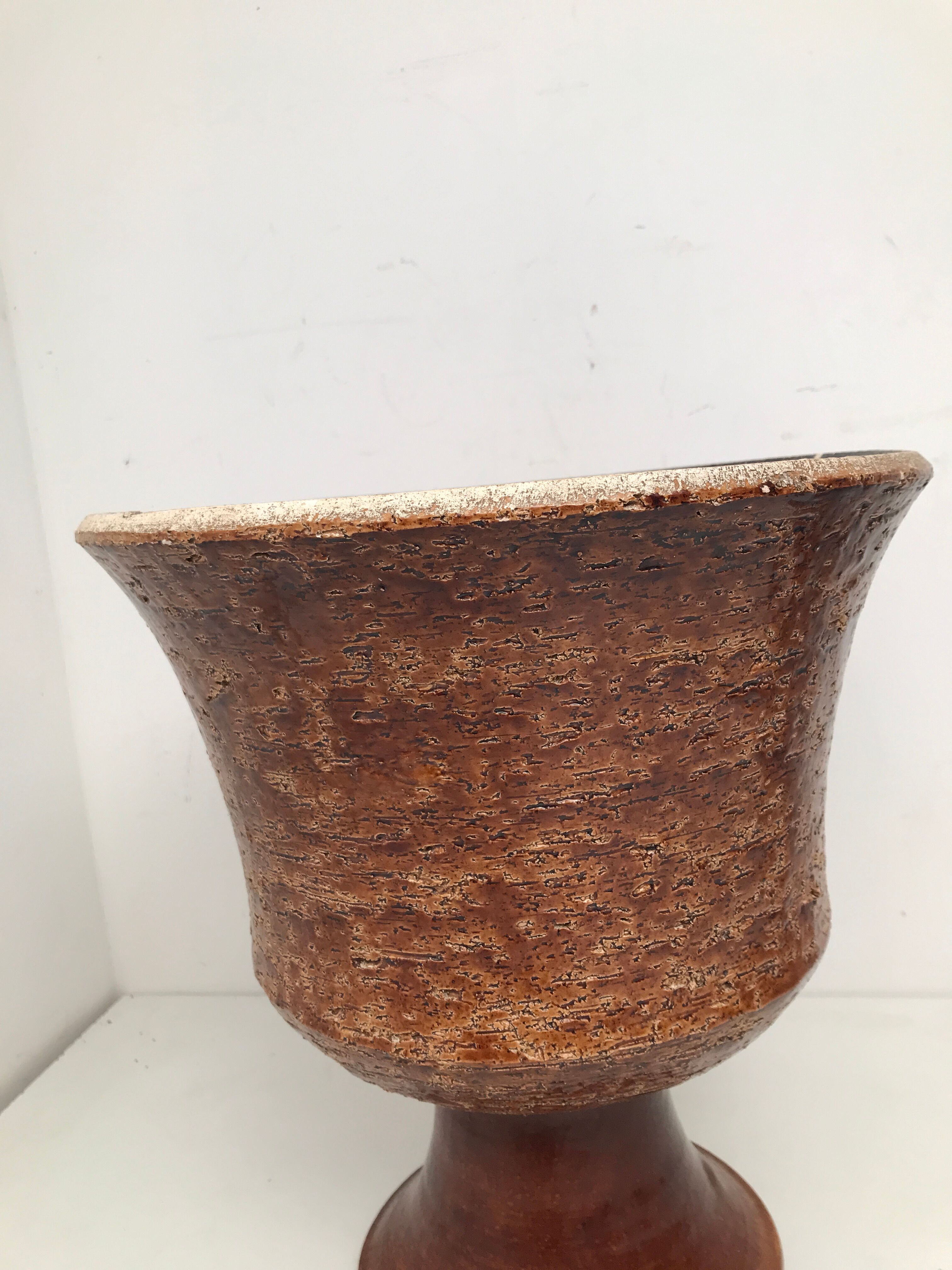 Pair of sandstone vases 50s-60s