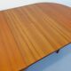 Grande table ronde scandinave vintage des années 50 60 en teck avec rallonges