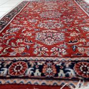 Handmade vintage Persian Sarouk rug 76cm x 122cm, 1970s
