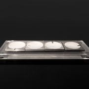 Posacenere et soprammobile en plexiglas et accessoire de Newsilverfox années '70