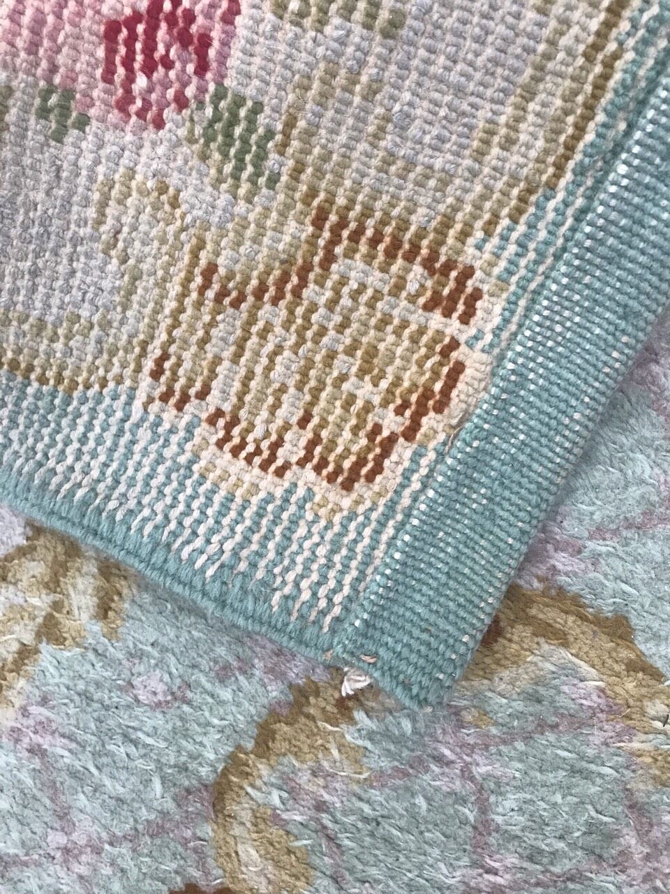 French carpet savonnerie Aubusson handmade 140x202 cm