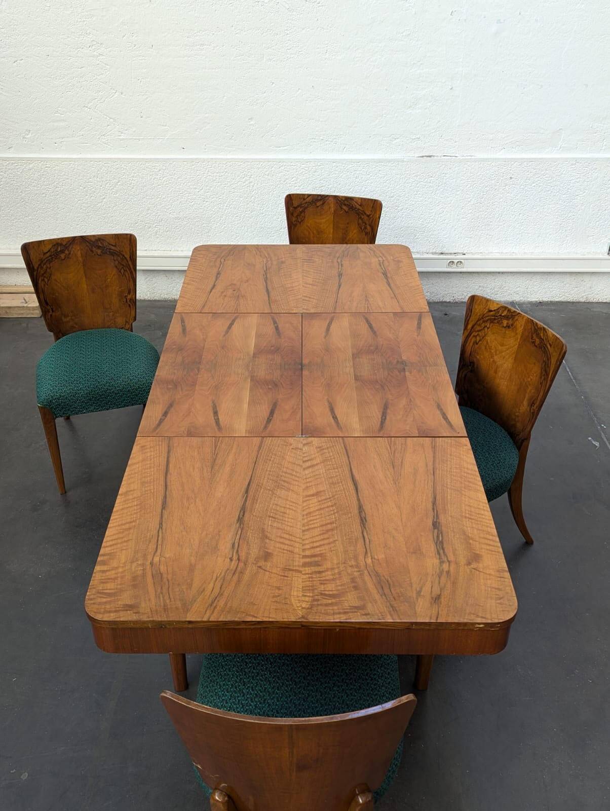 Artdeco extending table