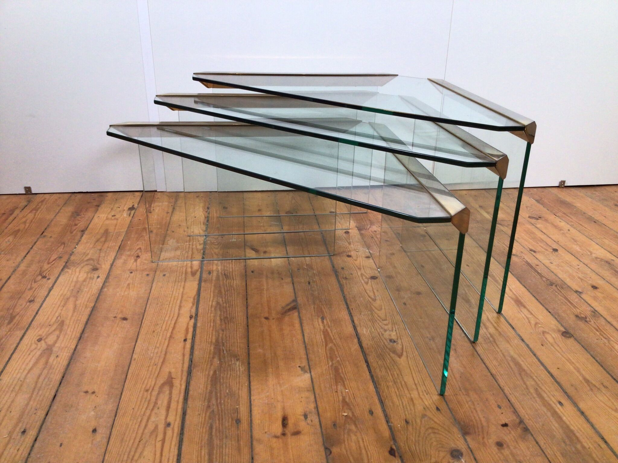 Nest tables gallotti & radice