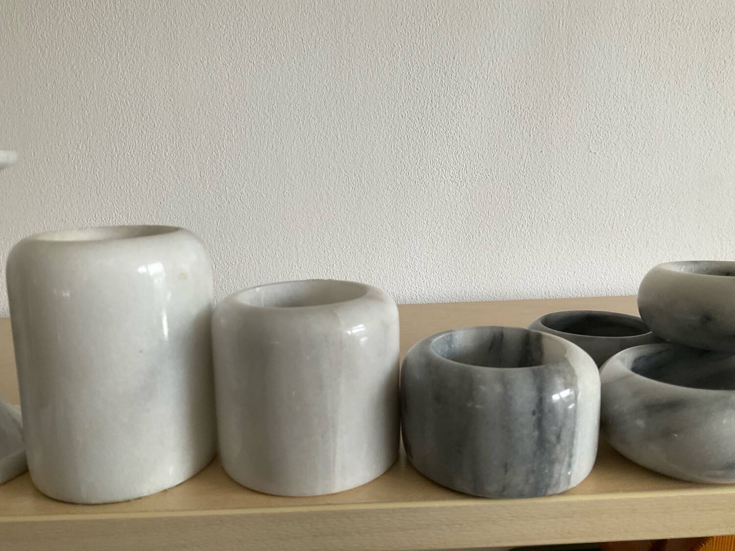 Set of 11 Carrara marble candlesticks from the 70s