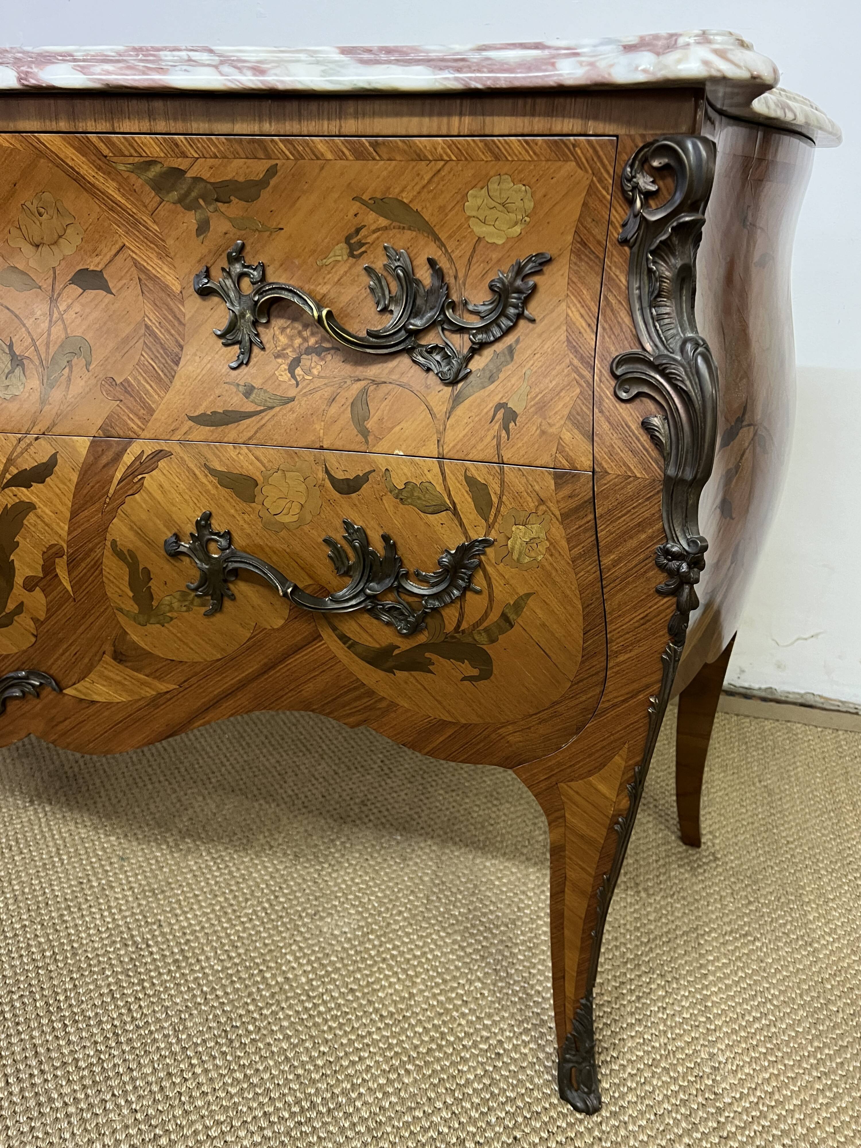 Louis XV style inlaid chest of drawers