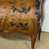 Louis XV style inlaid chest of drawers