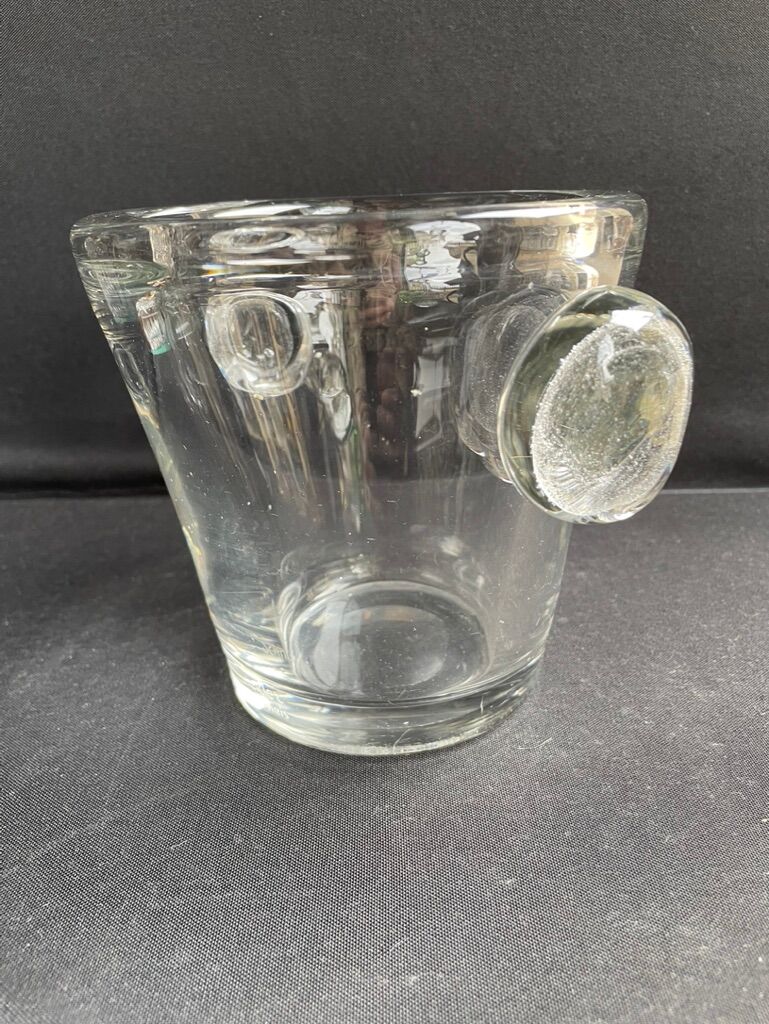 Schneider ice bucket in Paris – Mid-twentieth