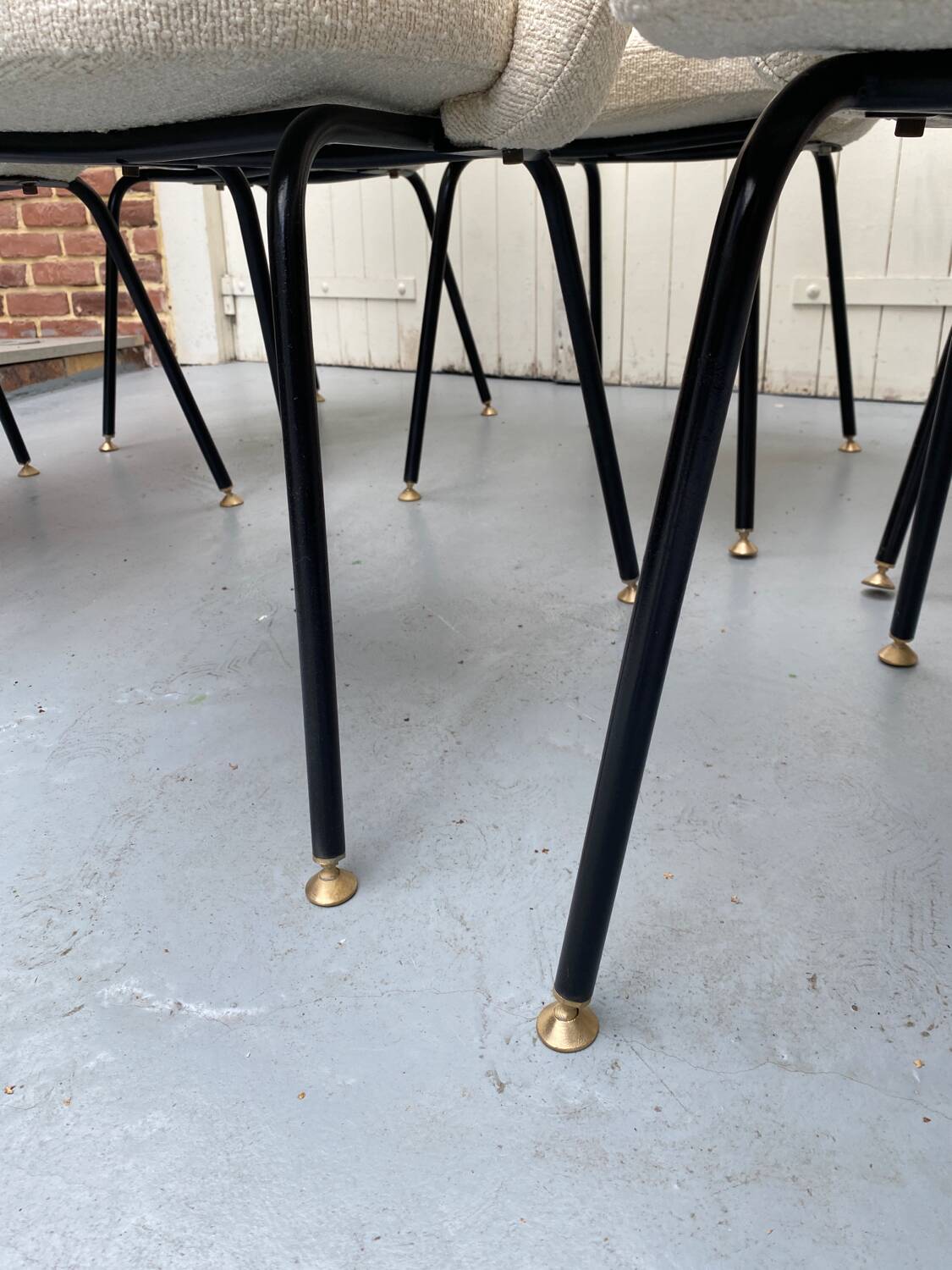 Set of 6 conference chairs