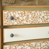 Asymmetrical cabinet