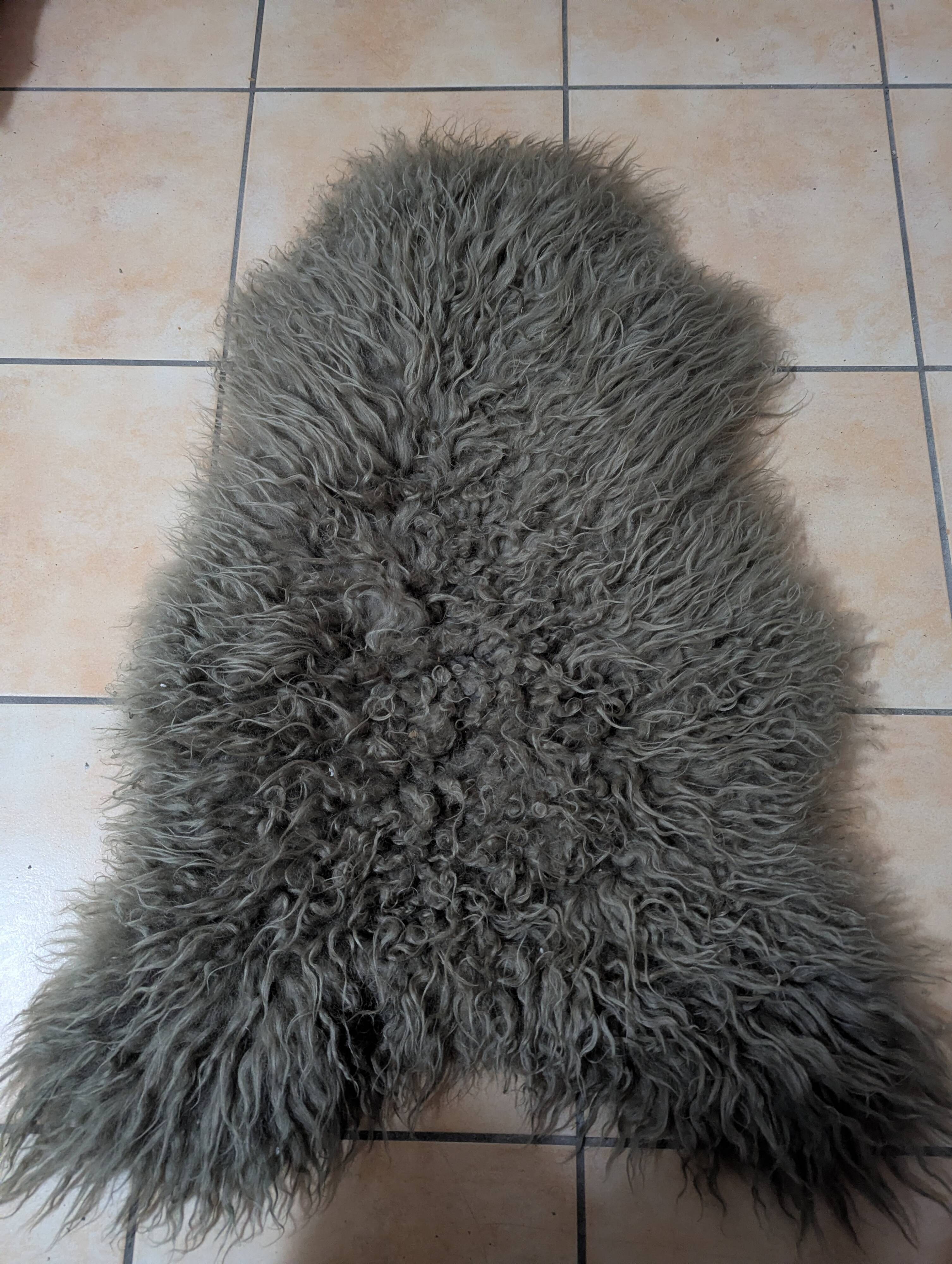 Natural sheepskin rug Dyreskinn