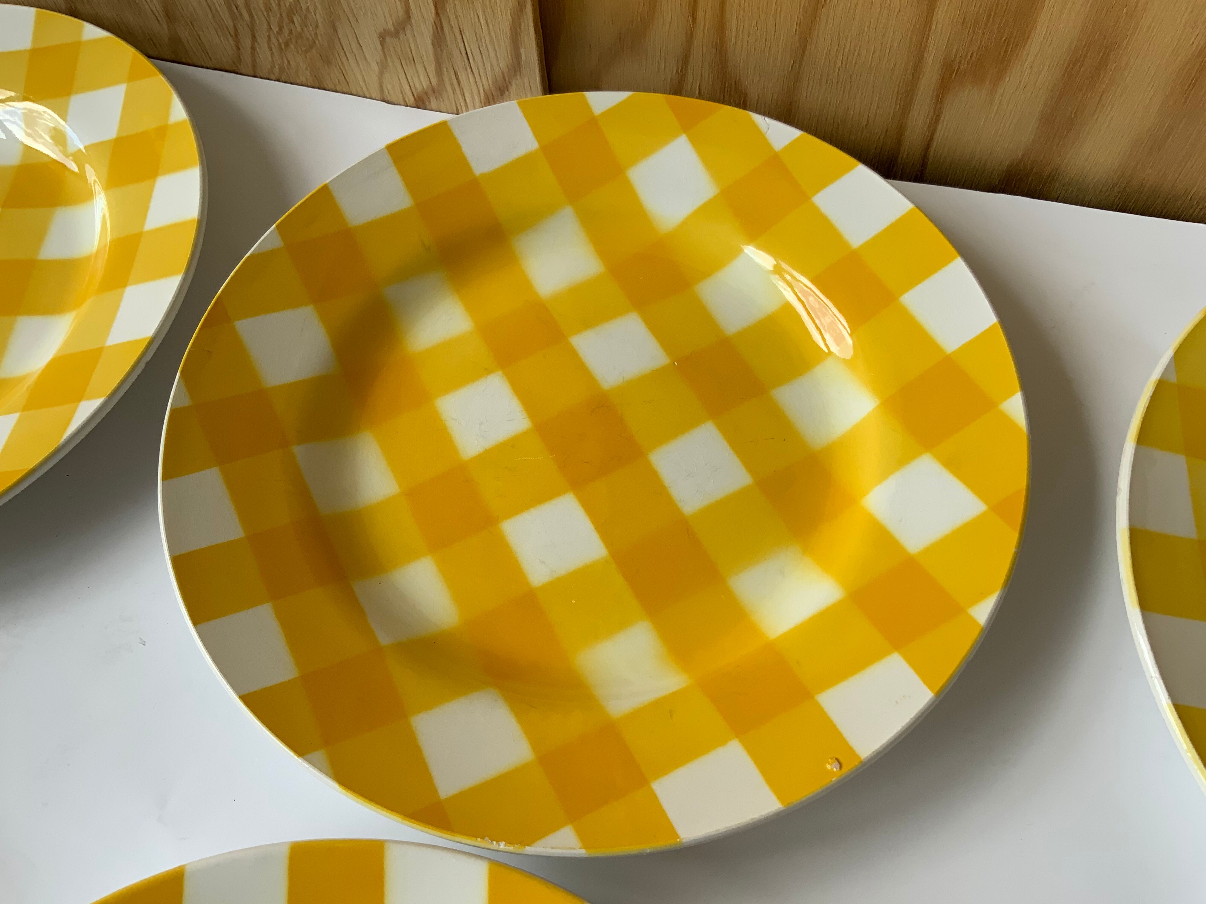 Flat checkered plates
