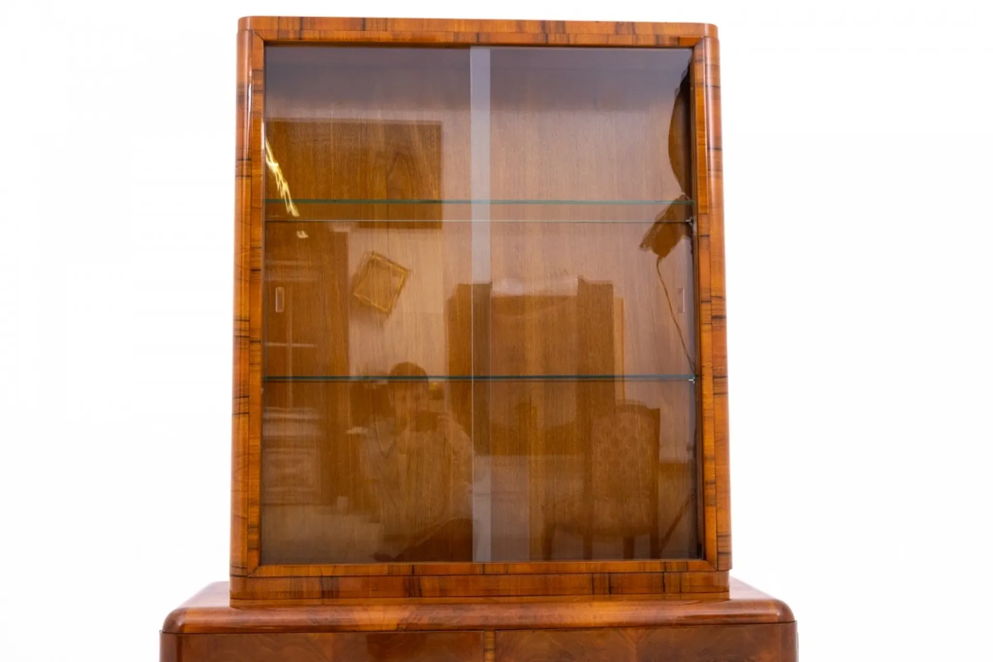 Polish Art Deco display cabinet, circa 1930.