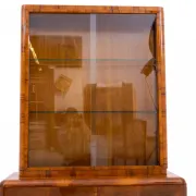 Polish Art Deco display cabinet, circa 1930.