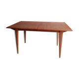 Table scandinave