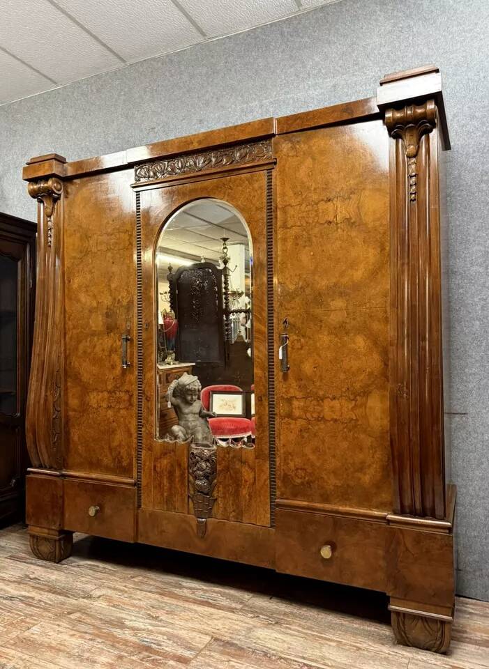 Armoire époque art deco en acajou vers 1920-1930