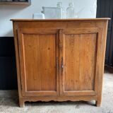 2-door buffet