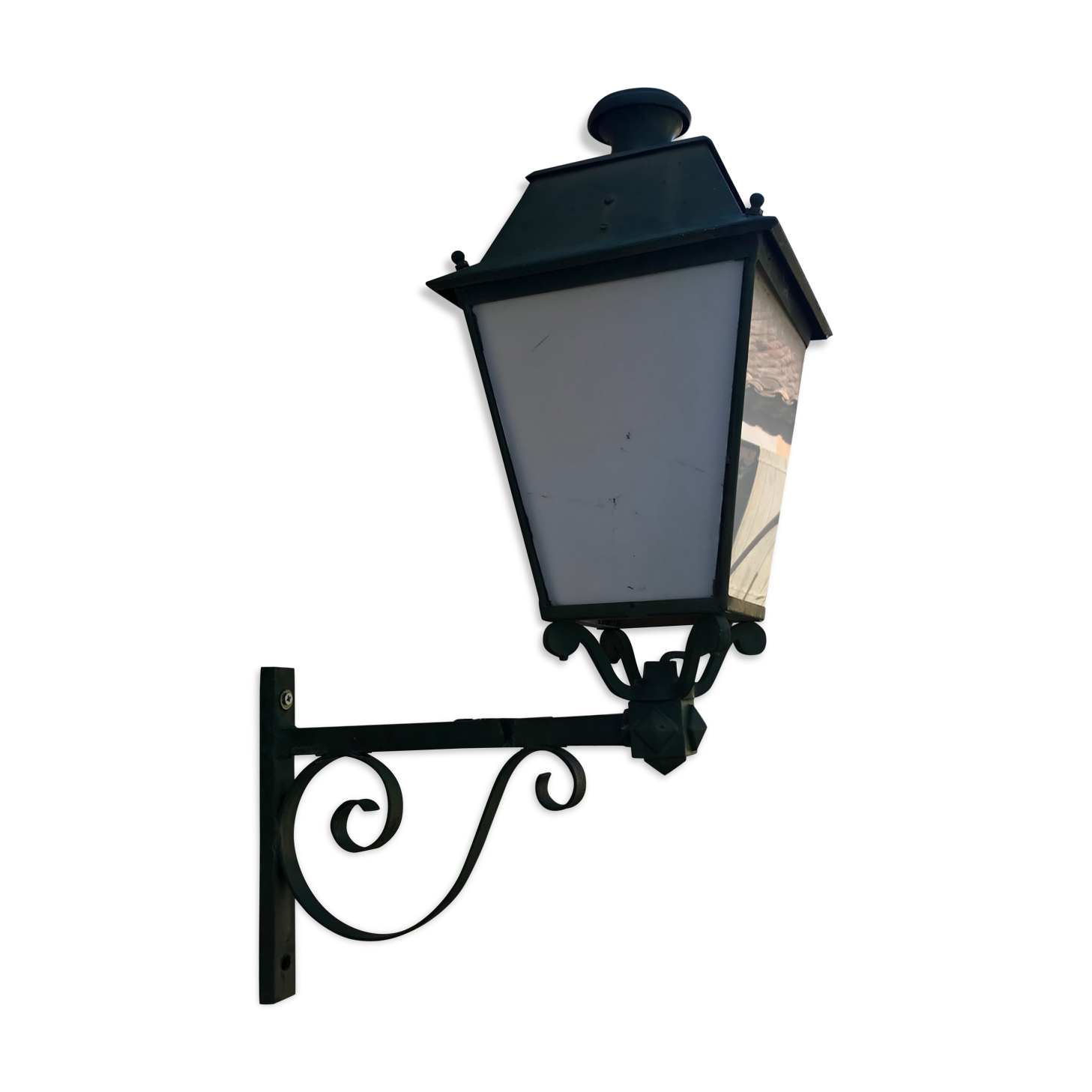 Garden lantern