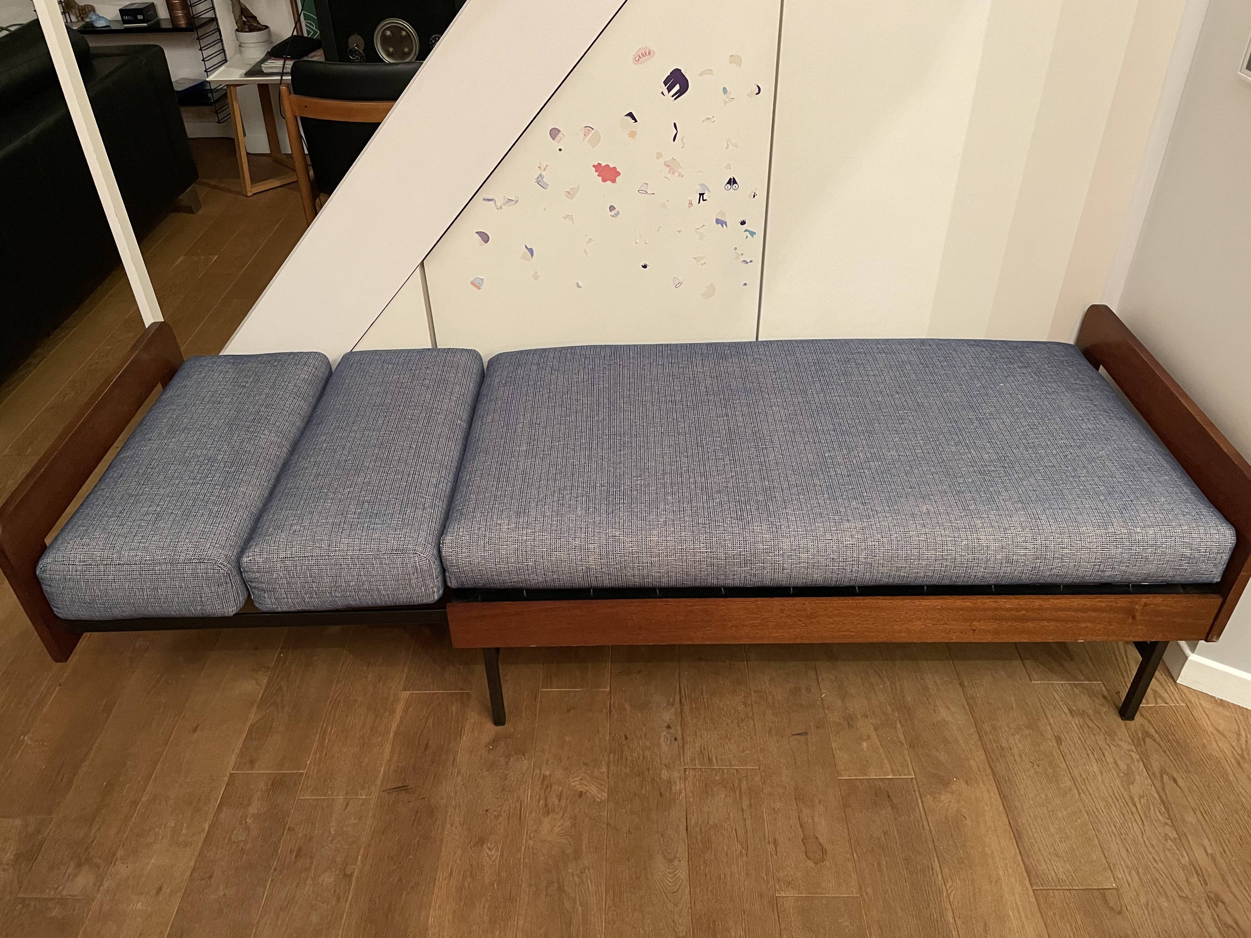 Daybed expandable