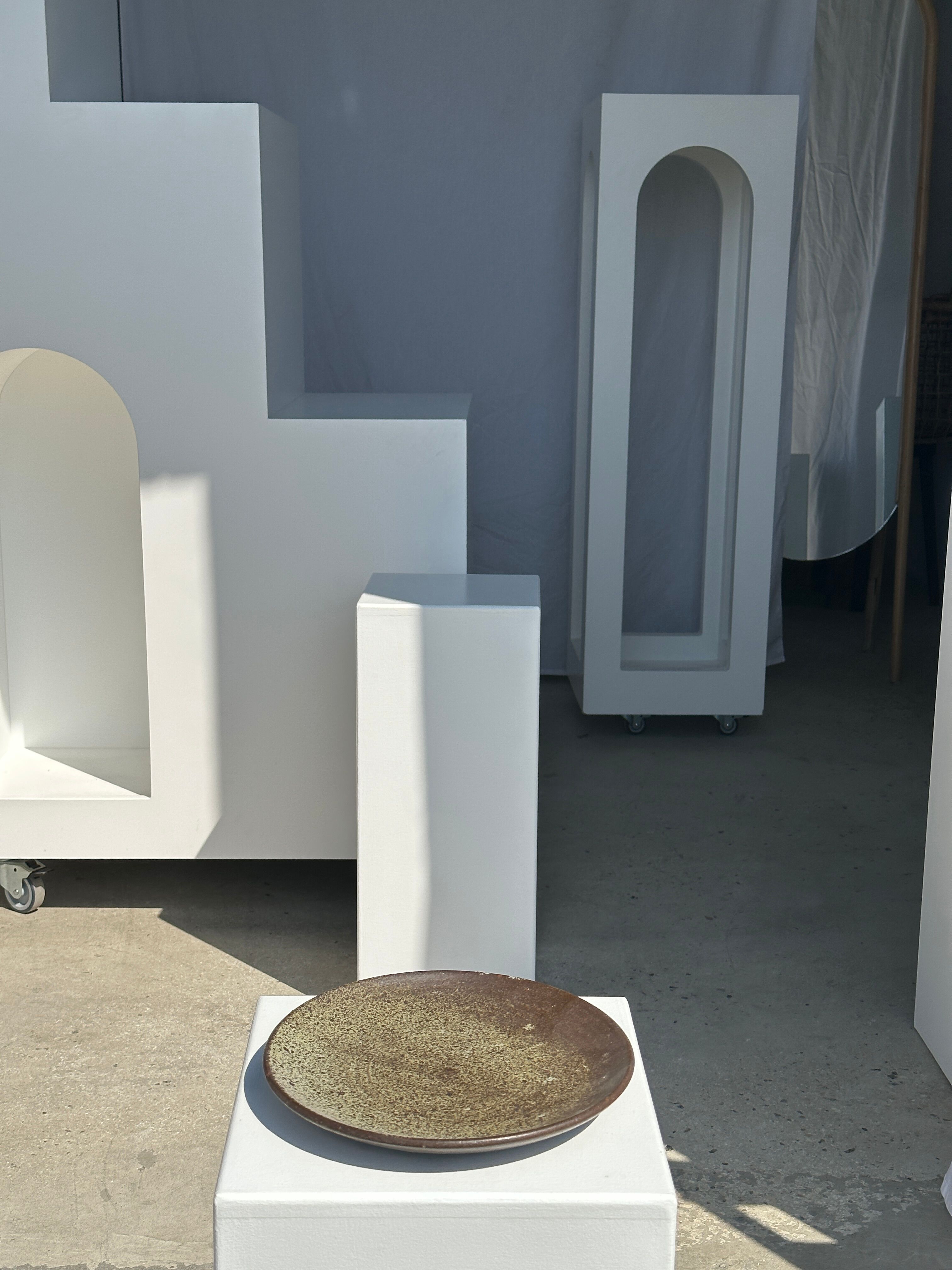 Indonesian green ceramic dish D:26.5