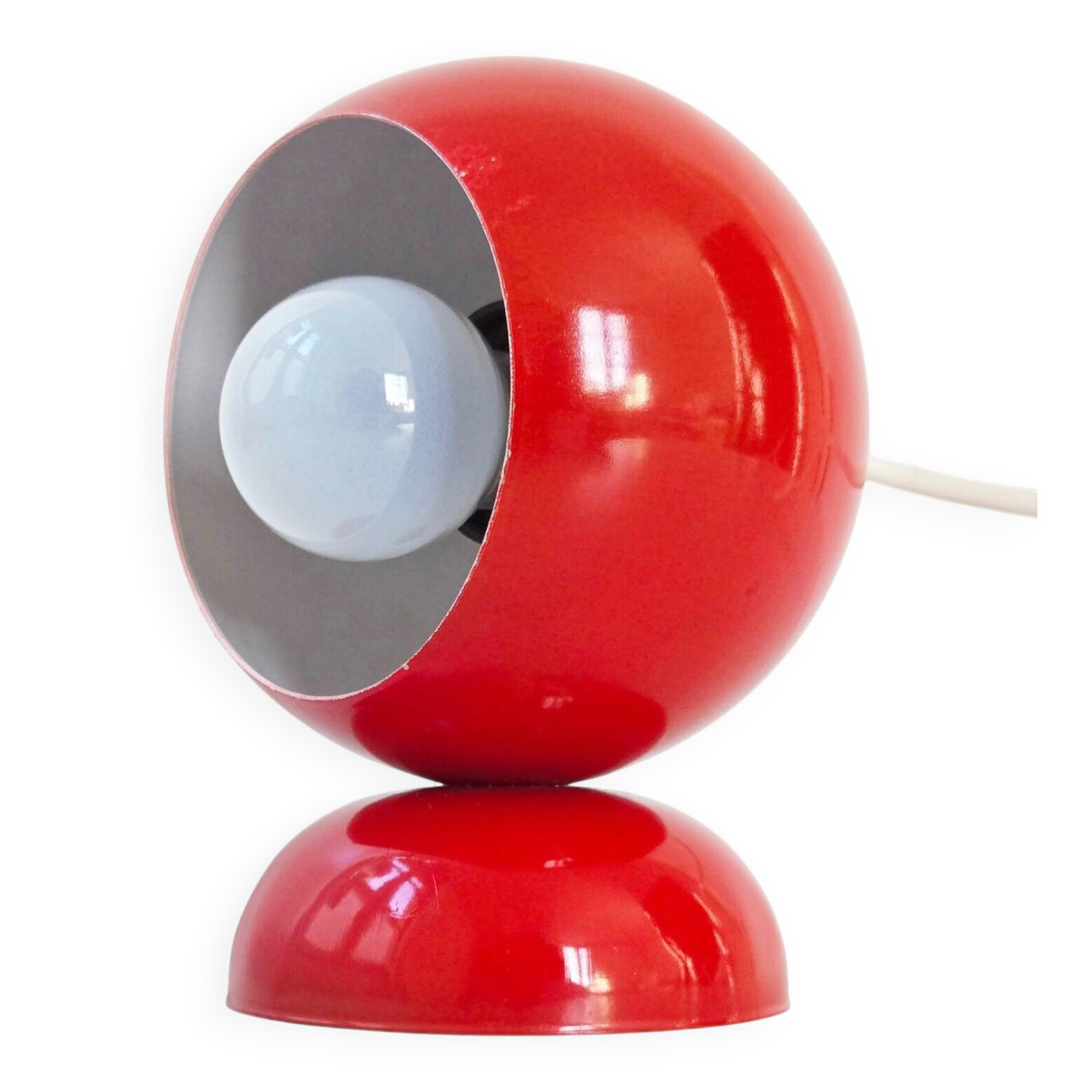 Lampe Space Age en tôle laquée rouge dans le goût de Magistretti, 1960