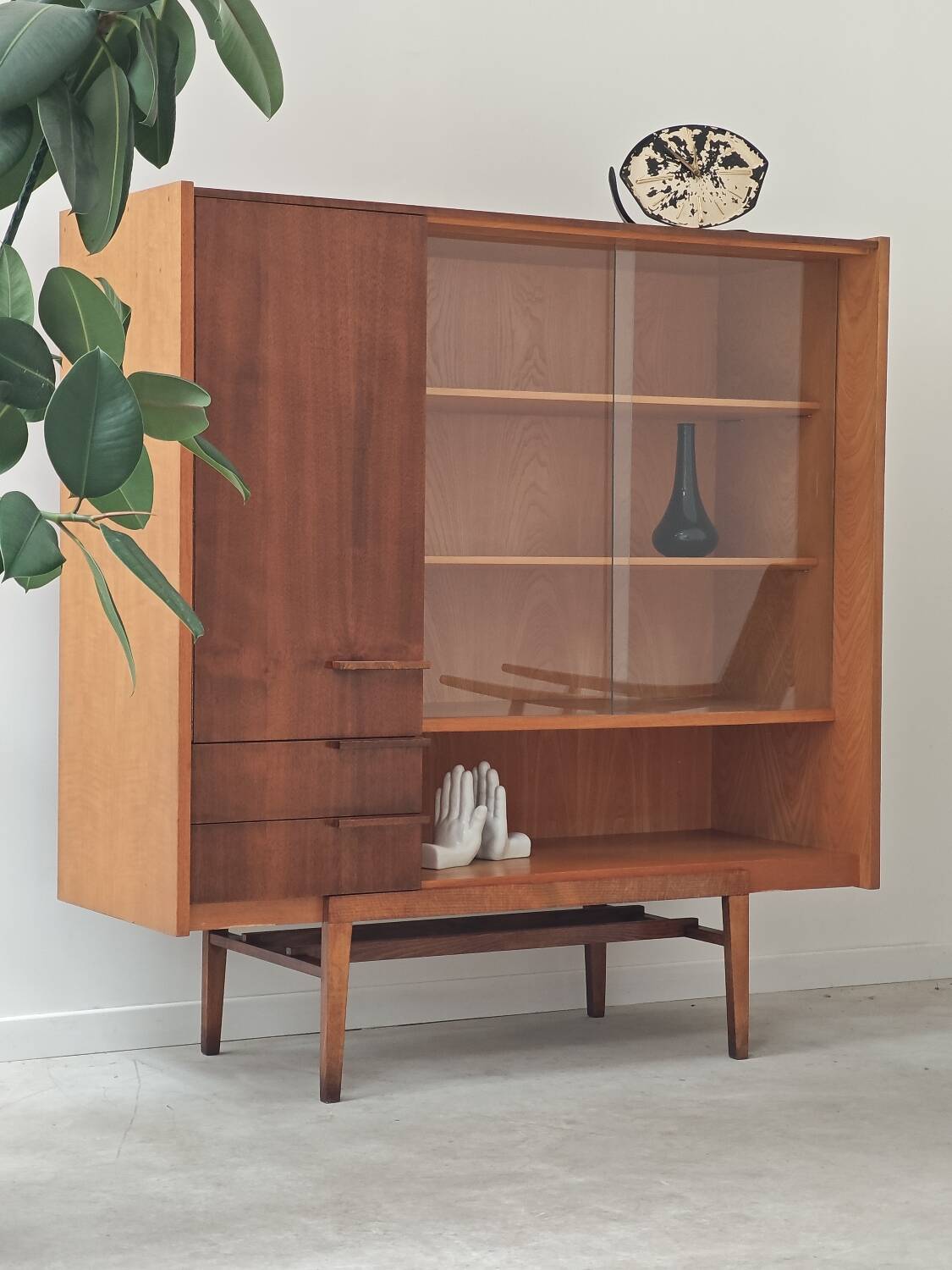 High Buffet Dresser Frantisek Mezulanik for Up Zavody 1960