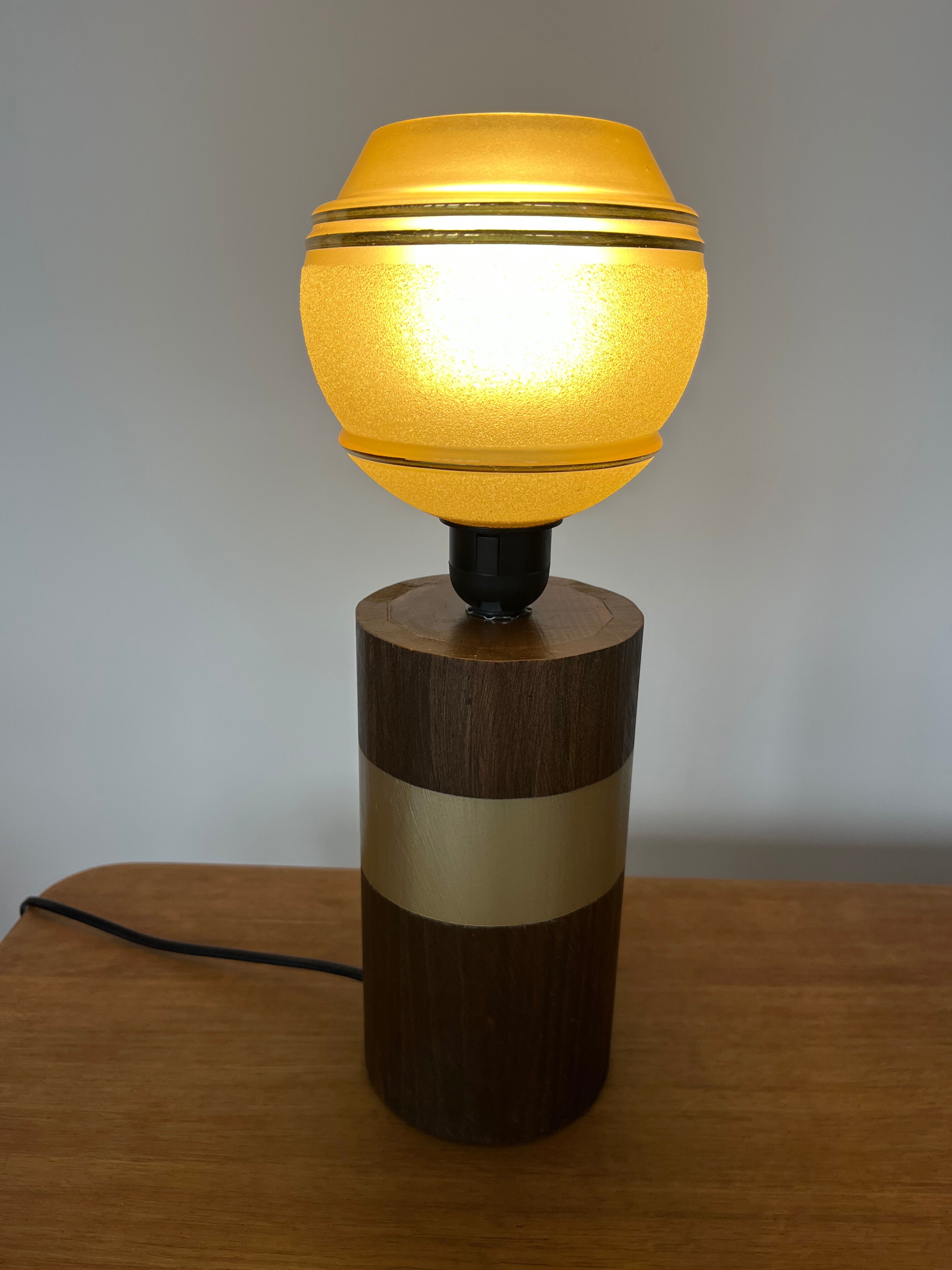Lampe à poser globe années 50