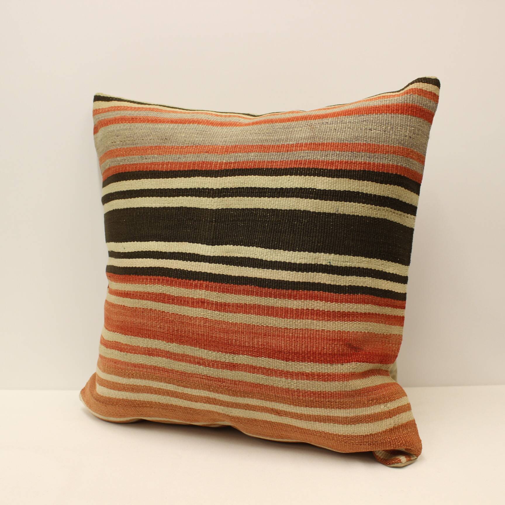Coussin kilim,60x60 cm, A-275