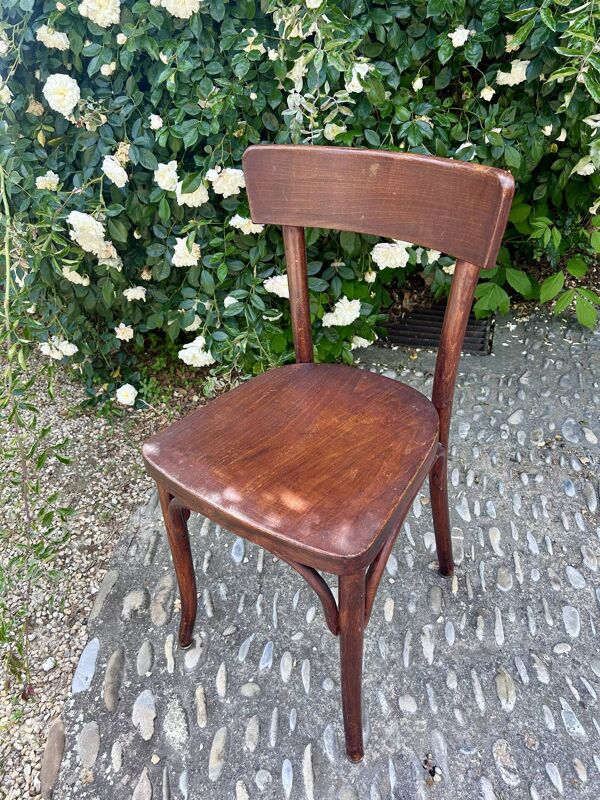 Chaise de bistrot thonet