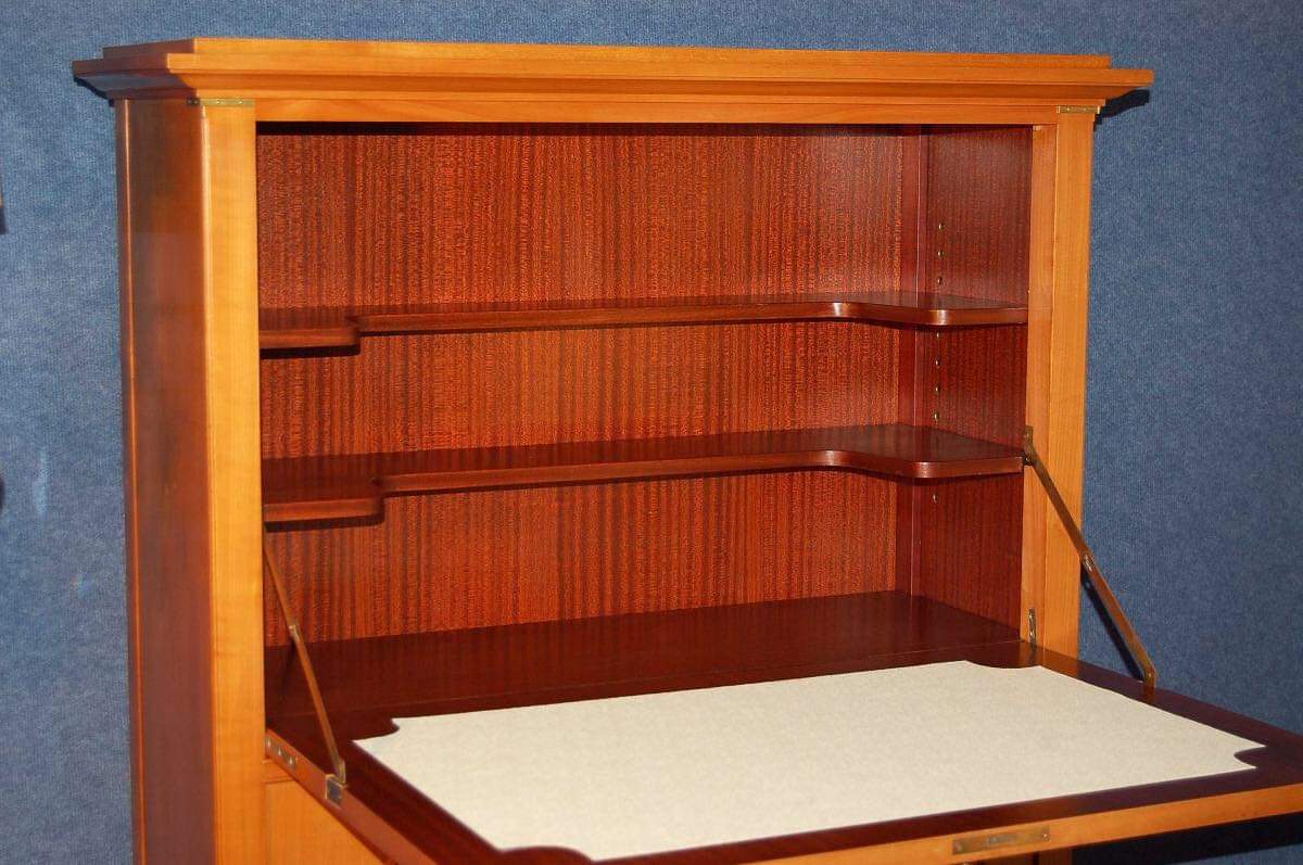 Storage cabinet 1940