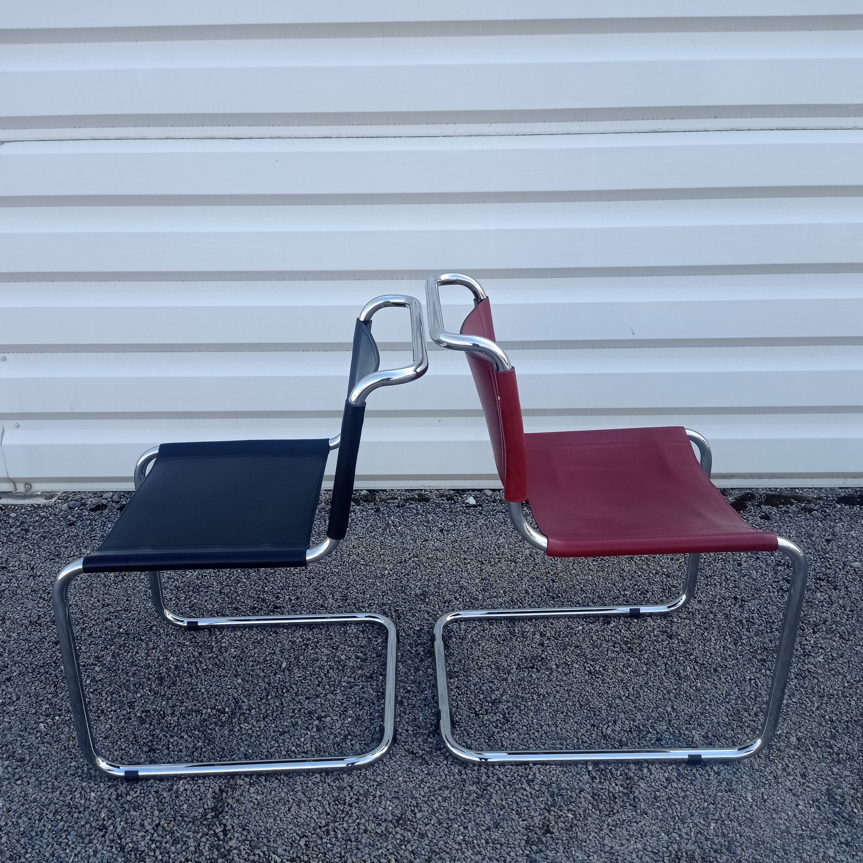 Pair of Bersanelli chairs in black and burgundy leather