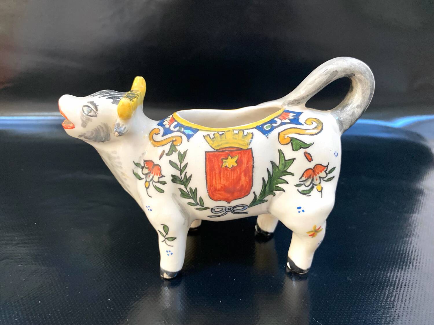 Creamer / Milk jug / Ceramic cow Aix-les-Bains